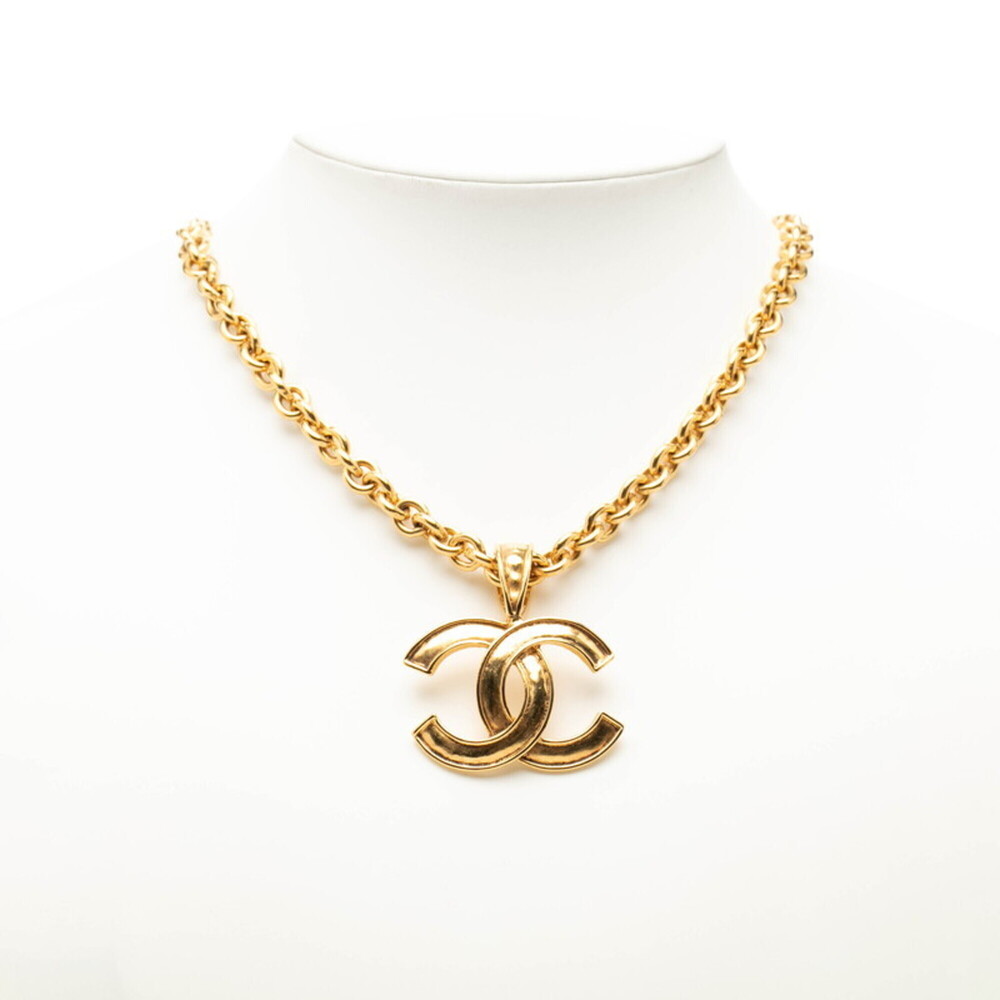 CHANEL Vintage Gold Logo Necklace - Picture 6 of 6